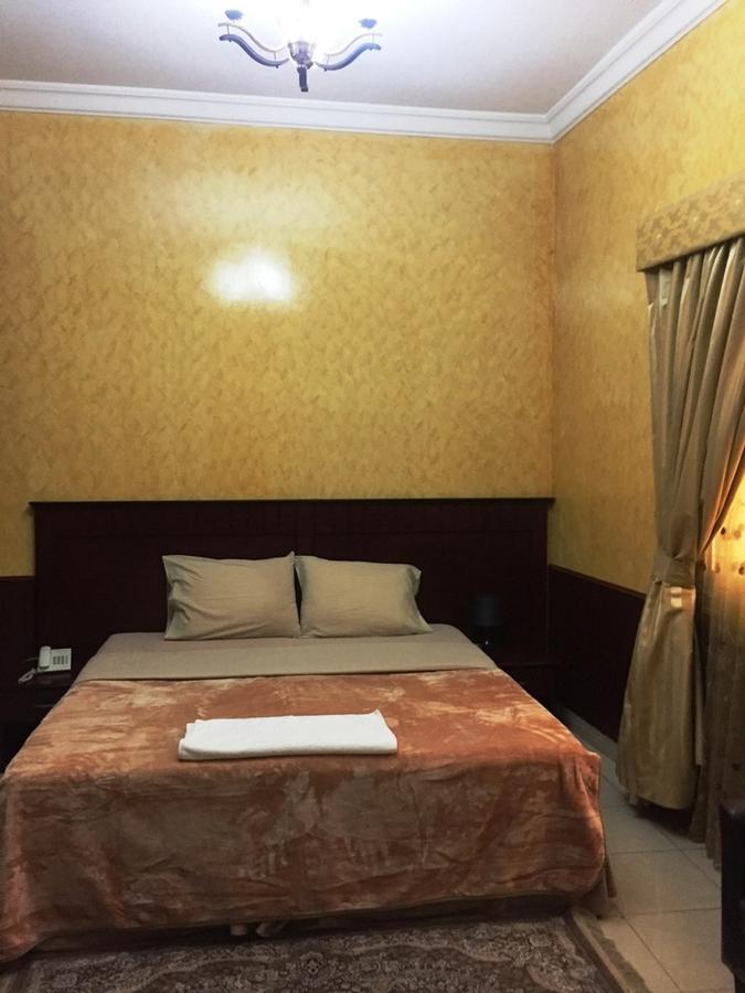 Al Amana Hotel Dubai Bagian luar foto